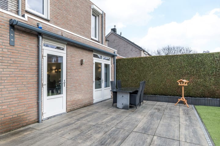 Photo 22 of Ringovenstraat 20