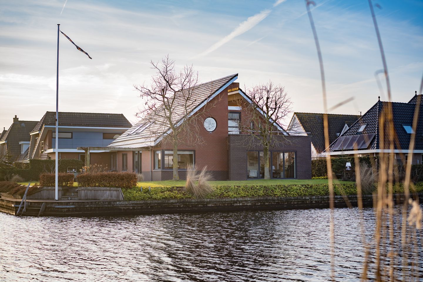 Foto 65 van Trijegea 71