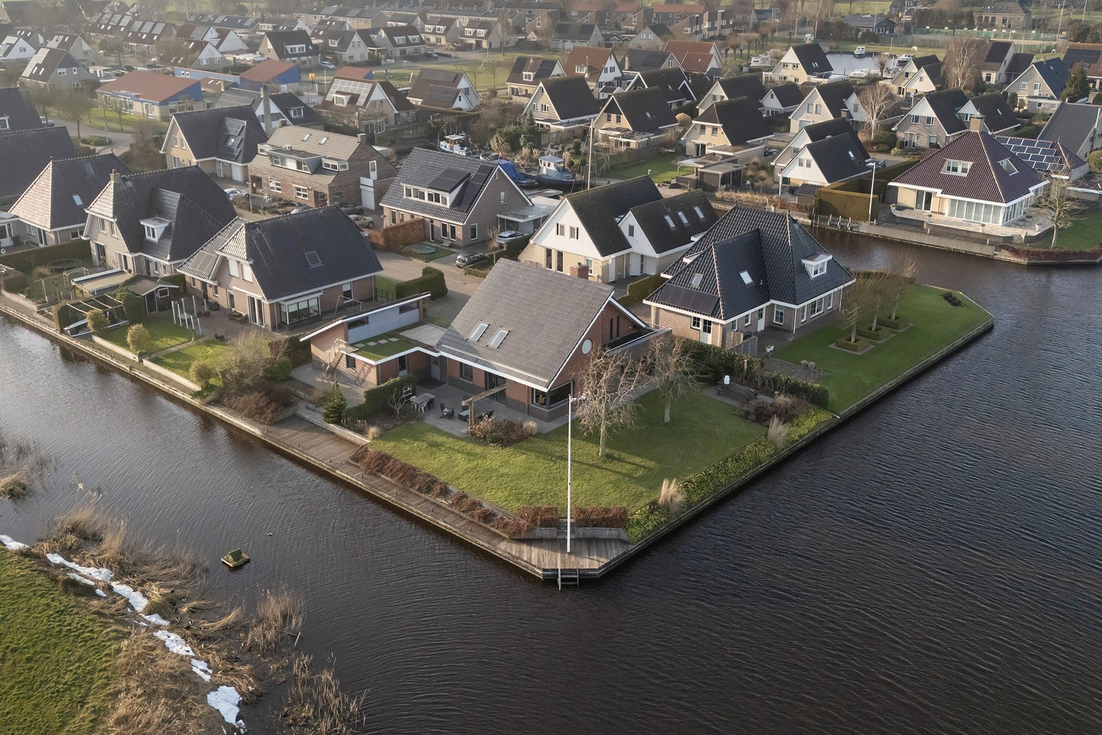 Foto 81 van Trijegea 71