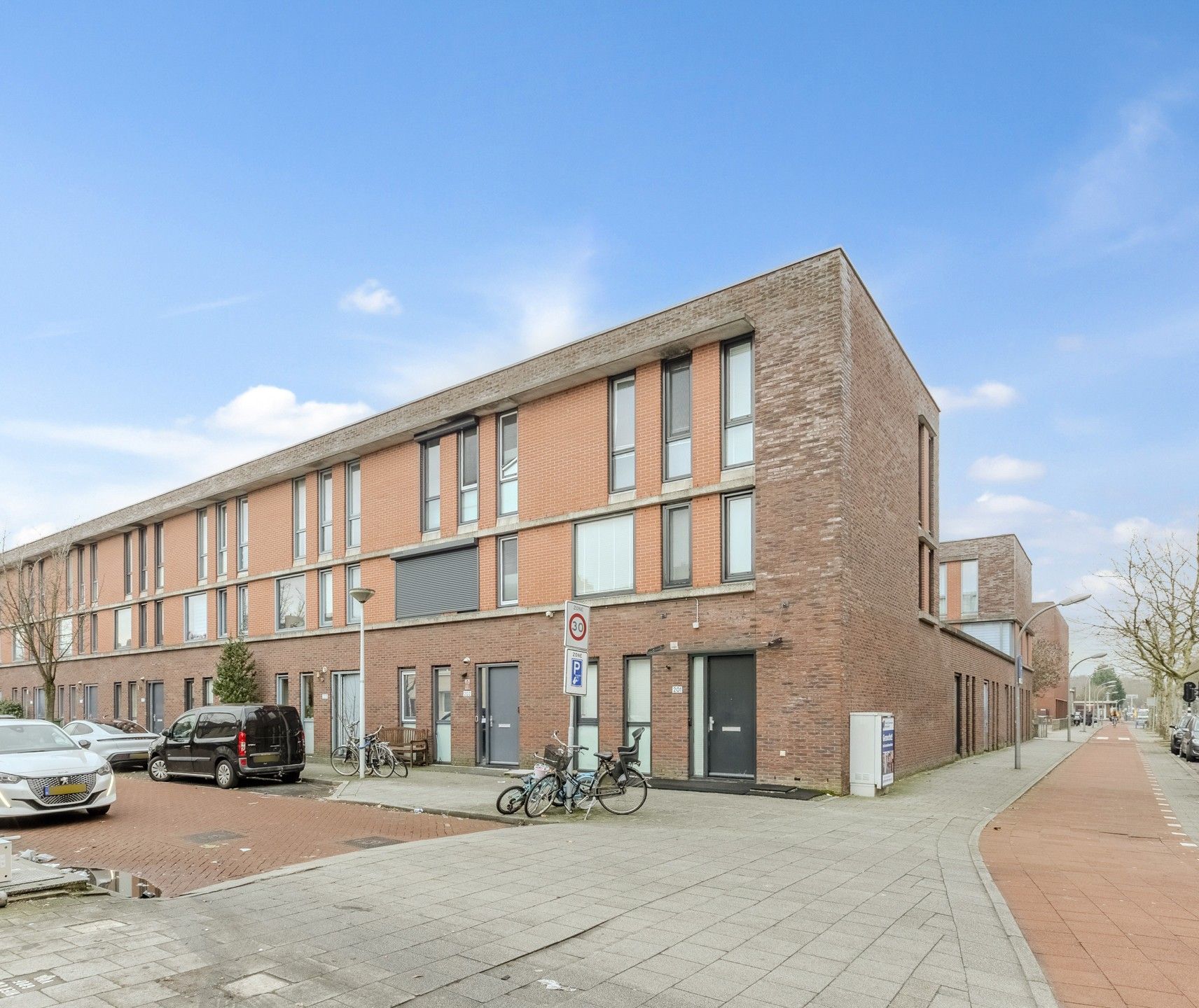 Foto 6 van Pieter Postsingel 203