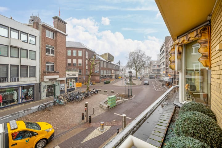 Foto 2 van Parade 92