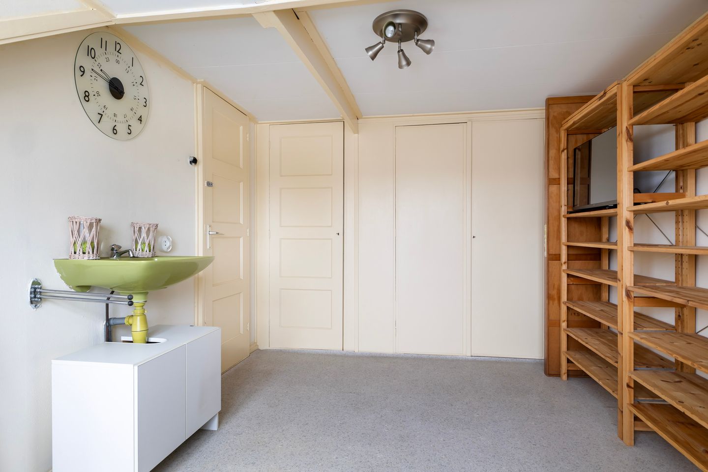 Foto 34 van de Ruyterweg 10