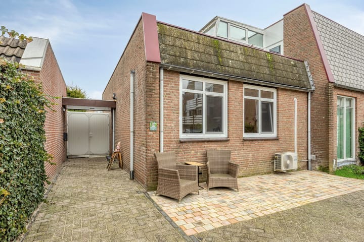 Zwaluw 24 main image