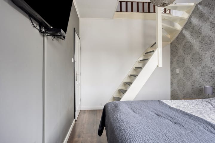 Photo 15 of Pieter Corneliszoon Hooftlaan 20