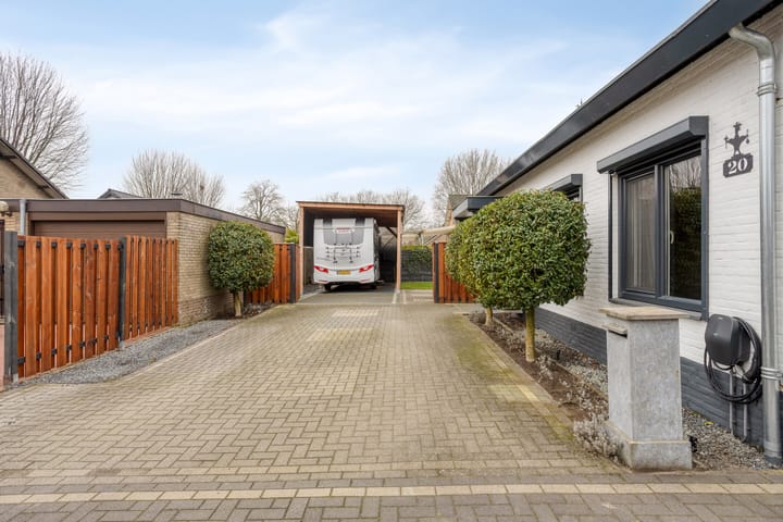 Photo 34 of Pieter Corneliszoon Hooftlaan 20