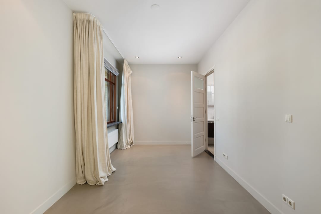 Photo 38 of Freericksplaats 77