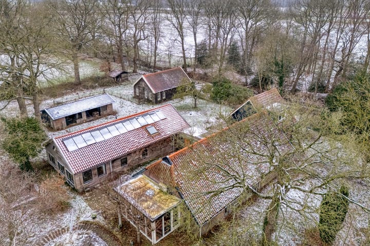 Photo 3 of Jan van der Veenweg 5