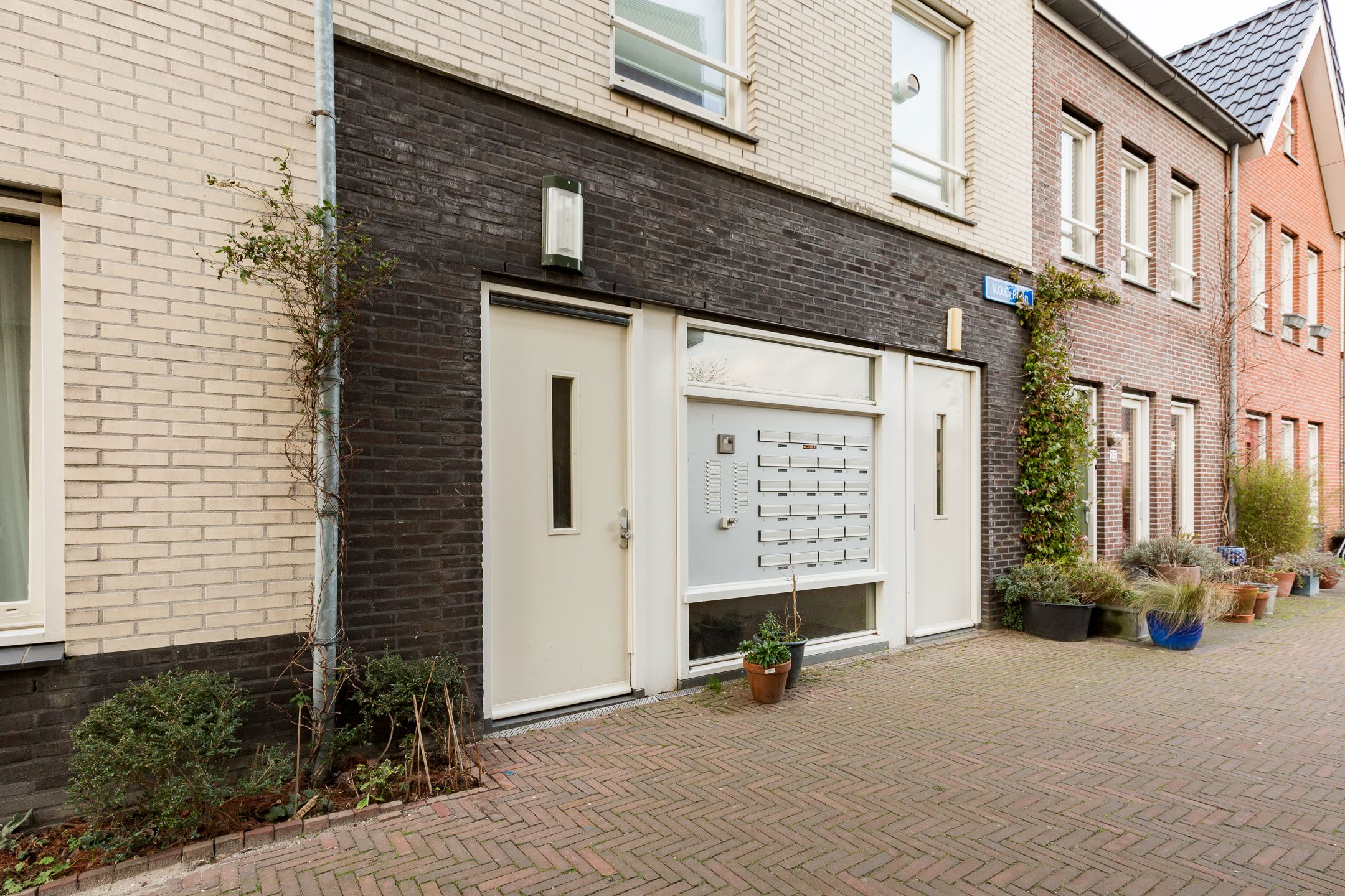 Foto 6 van V.O.C.-plein 10