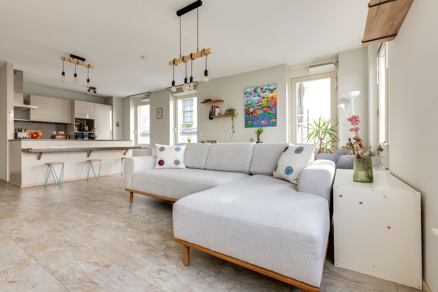 Foto 10 van V.O.C.-plein 10