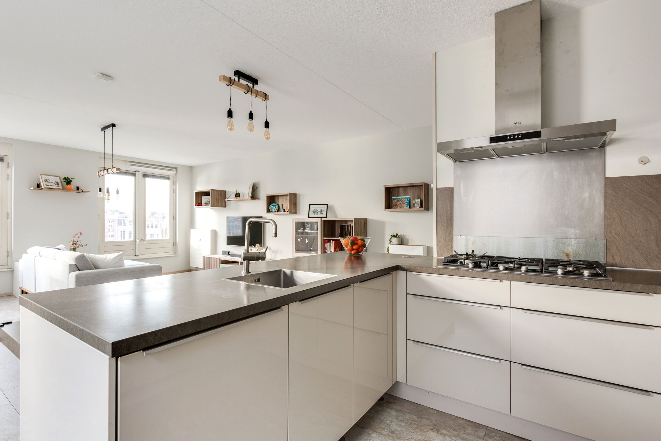 Foto 18 van V.O.C.-plein 10