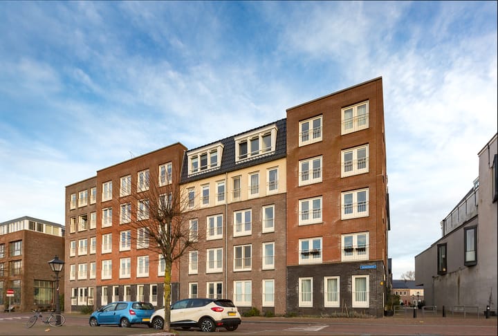 Photo 32 of V.O.C.-plein 10