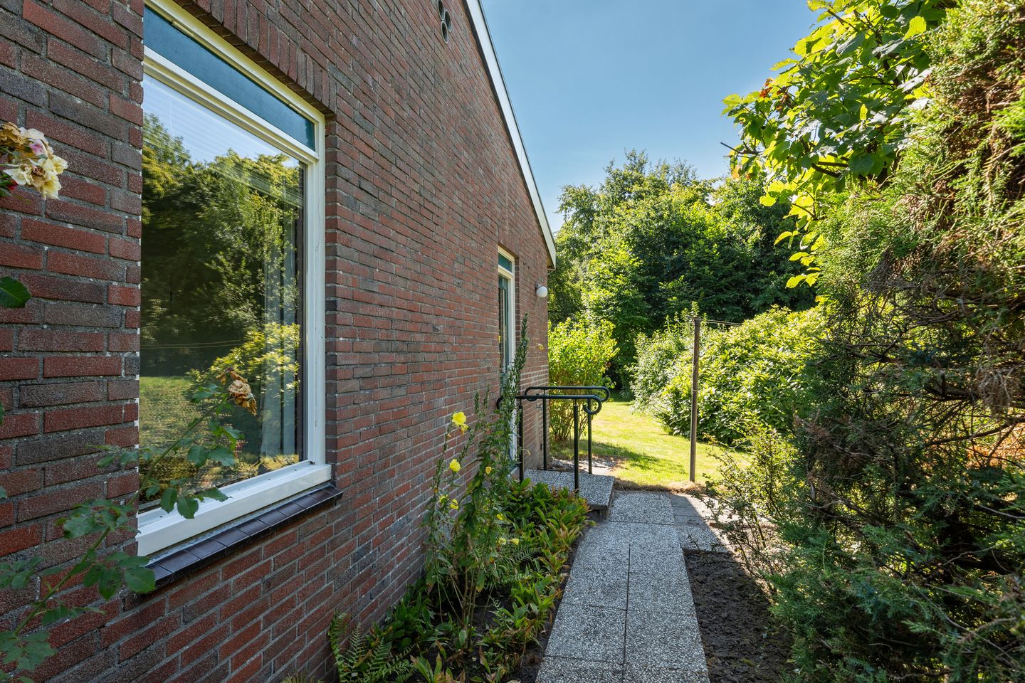 Photo 44 of Plantsoenlaan 29