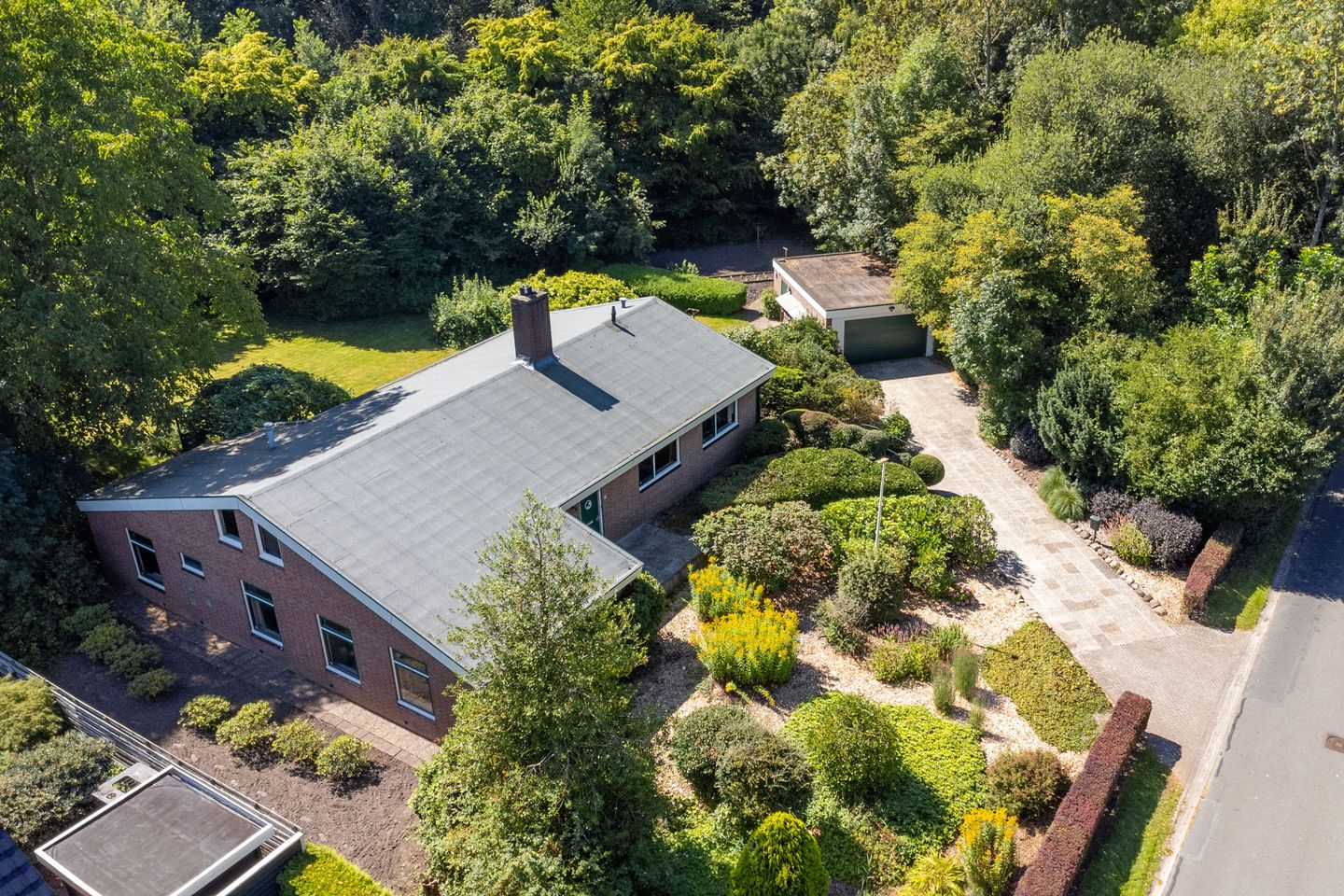 Photo 49 of Plantsoenlaan 29