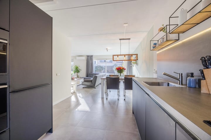 Foto 11 van Willem van der Zaanstraat 1