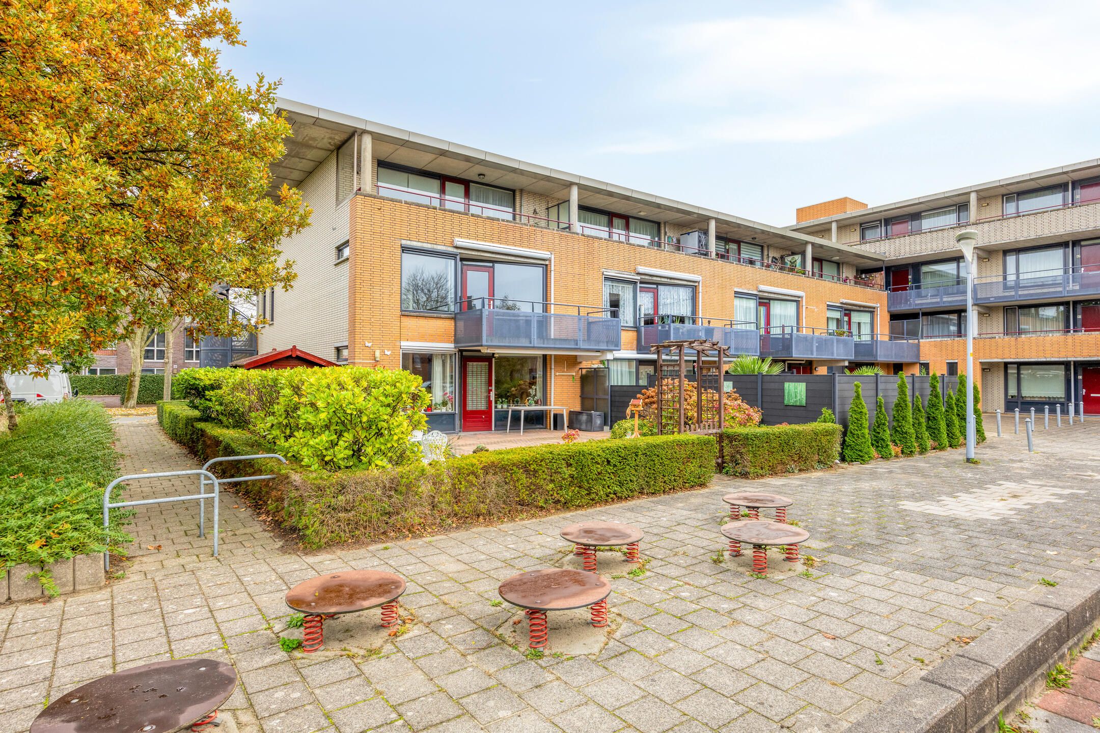 Foto 24 van Henriëtte Roland Holstlaan 29