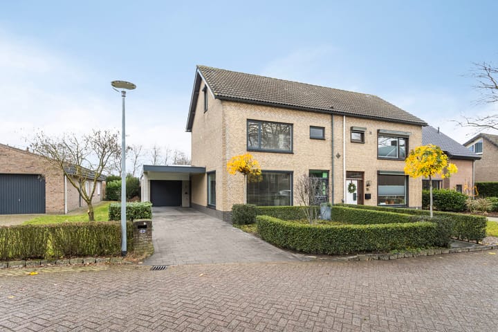 Kaar 20 — te koop in Riel, 2-onder-1-kapwoning