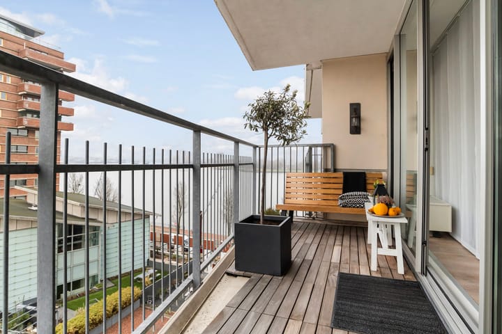 Photo 2 of Puck van Heelstraat 78