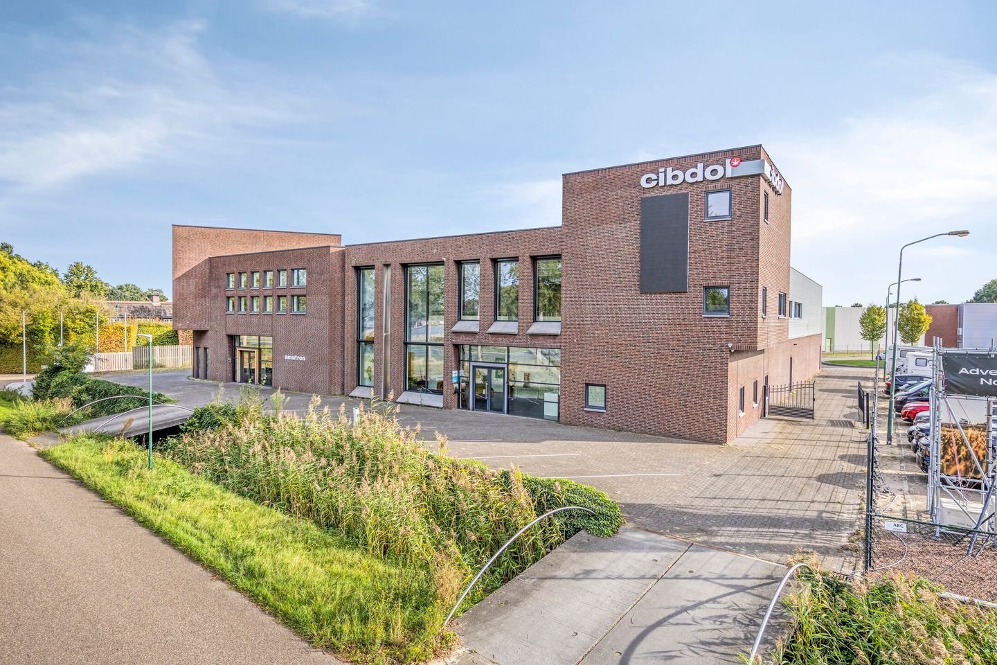 View photo 2 of Kerkdijk-Zuid 13-b