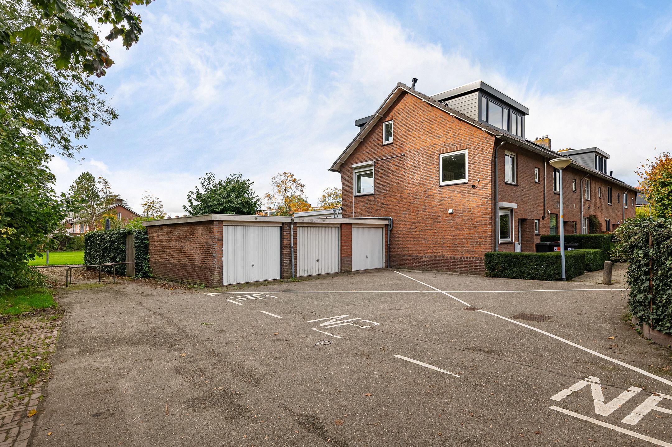 Photo 6 of Farmanstraat 5