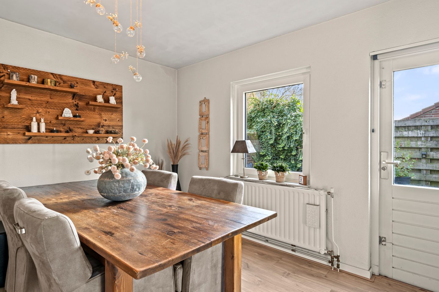 Foto 29 van Weerkruislaan 18-A