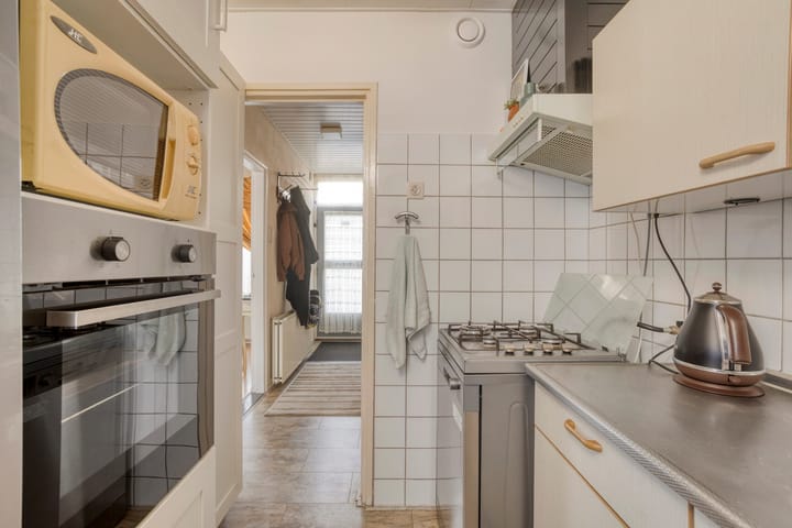 Photo 14 of Veerpolderstraat 154