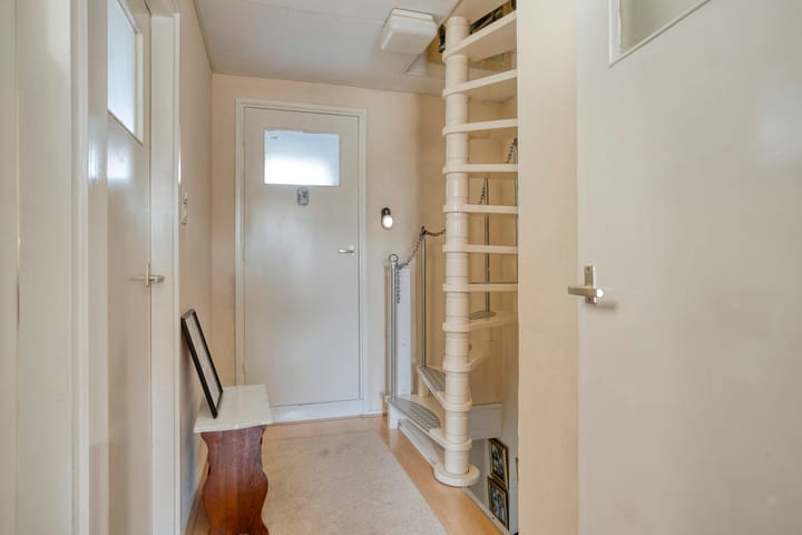 Photo 15 of Veerpolderstraat 154