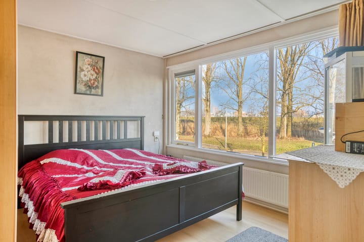 Photo 19 of Veerpolderstraat 154