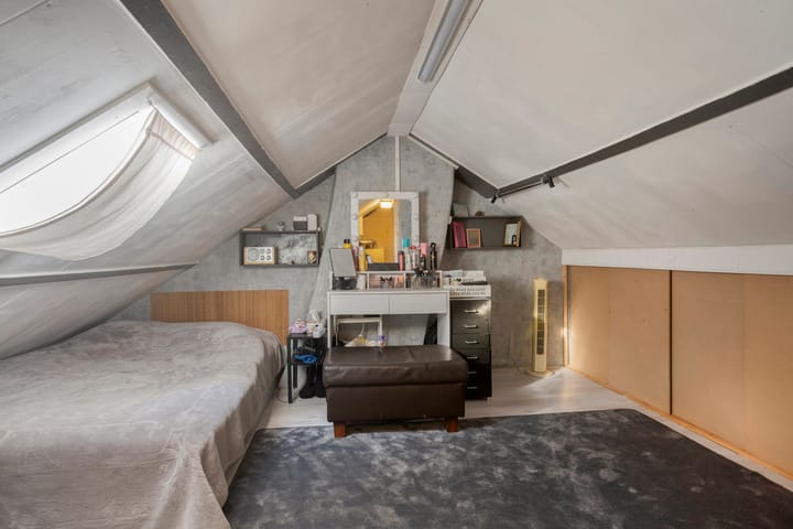 Photo 28 of Veerpolderstraat 154