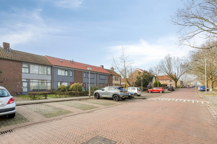 Photo 36 of Veerpolderstraat 154