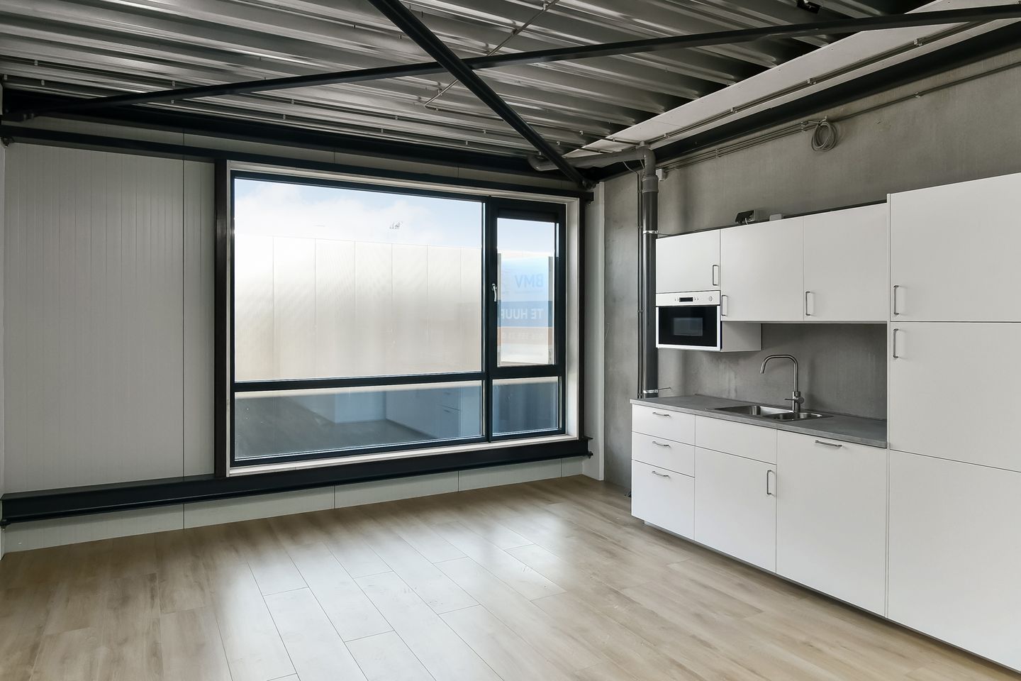 View photo 4 of Ringoven 18-A