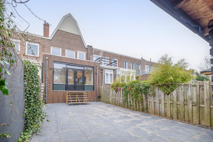 Photo 3 of Burgemeester de Kievietstraat 68