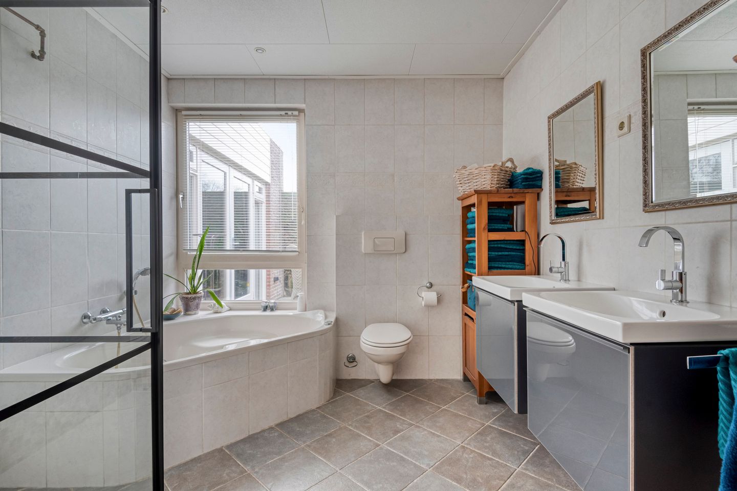 Foto 25 van Nijverheidsweg 14