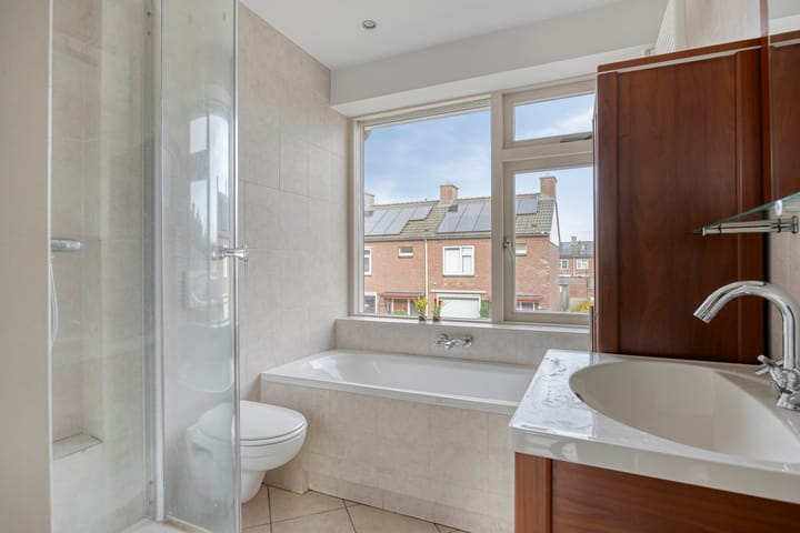 Photo 14 of Abel Tasmanstraat 15