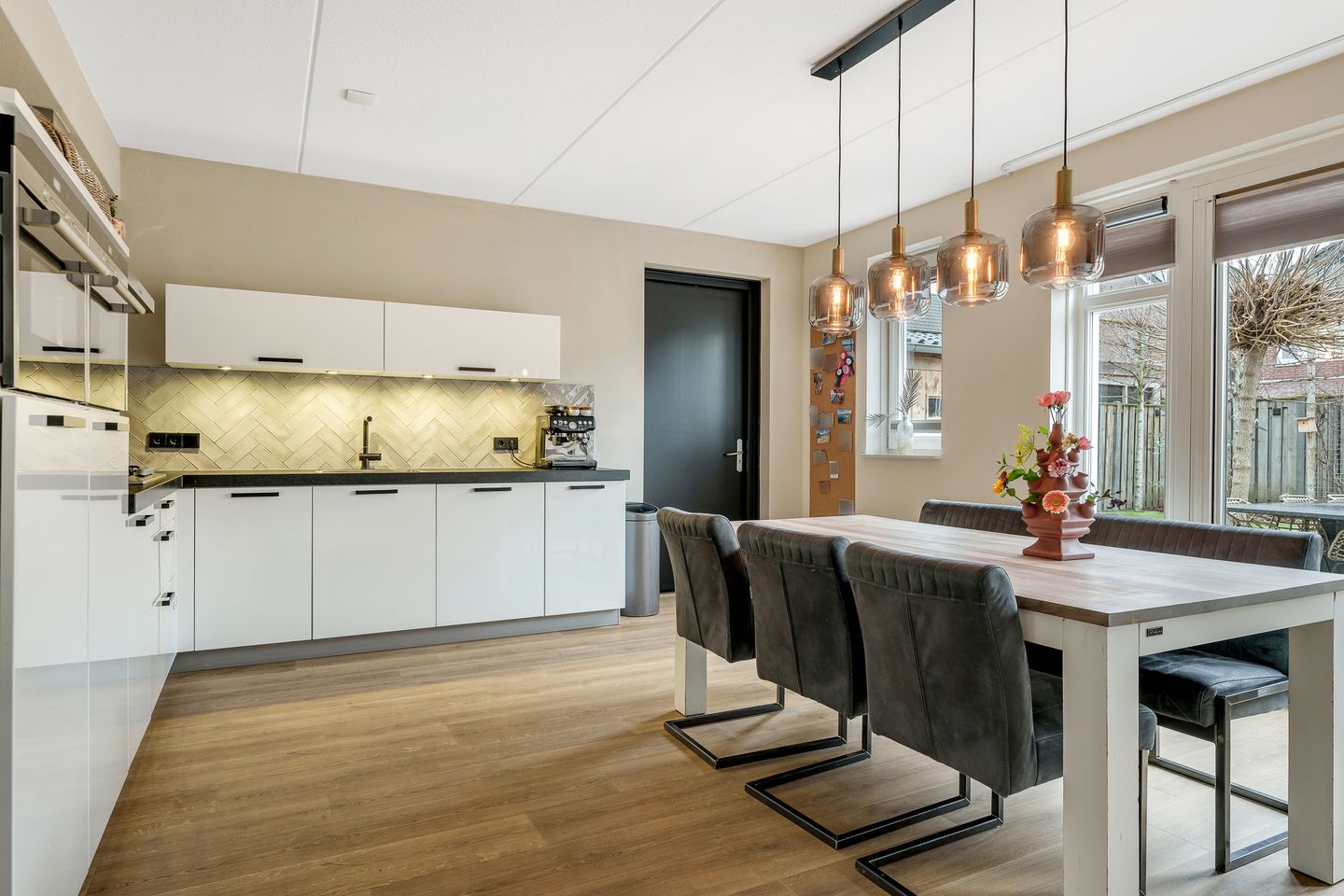 Photo 14 of Moonenlaan 24