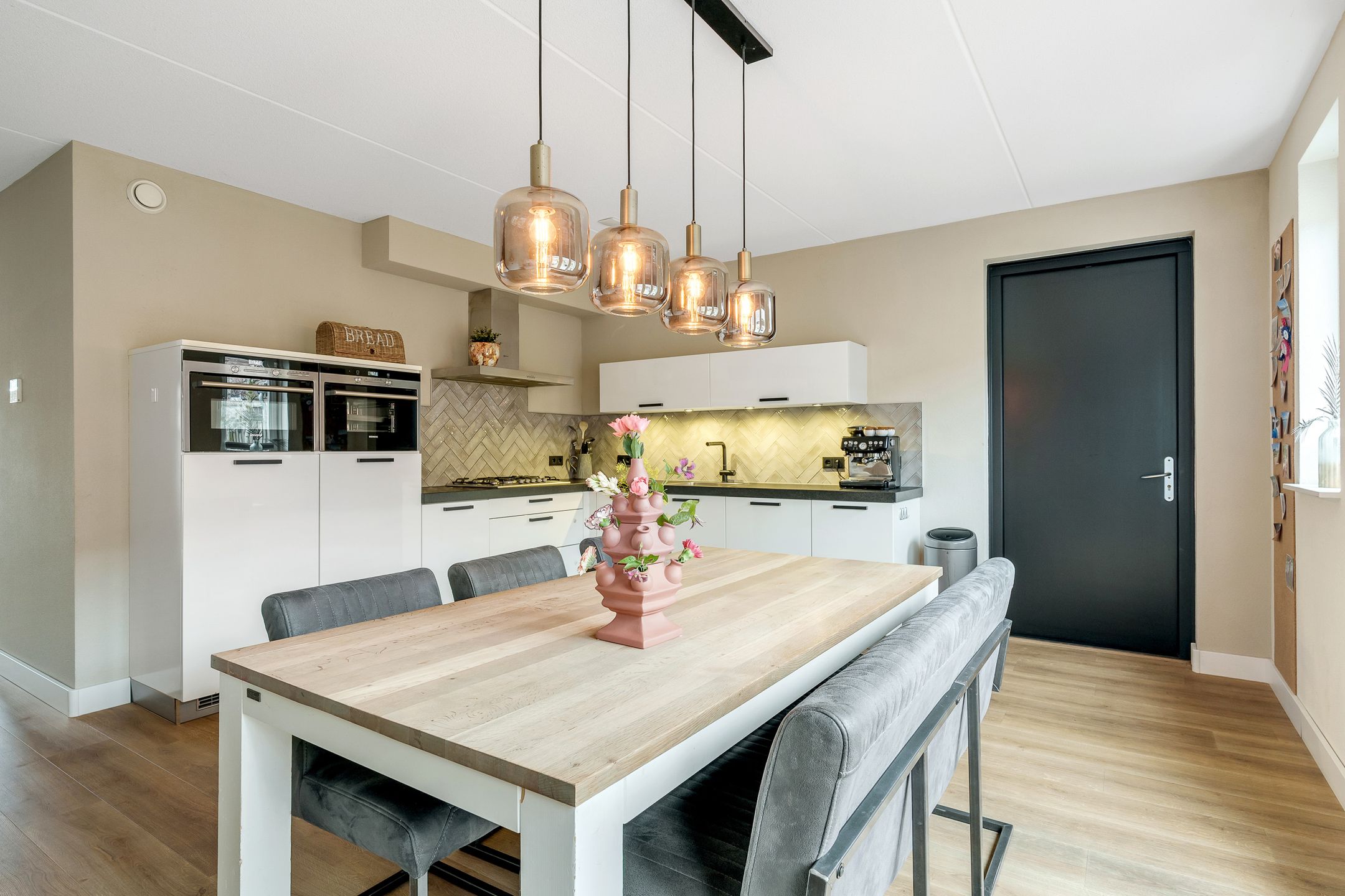 Photo 15 of Moonenlaan 24