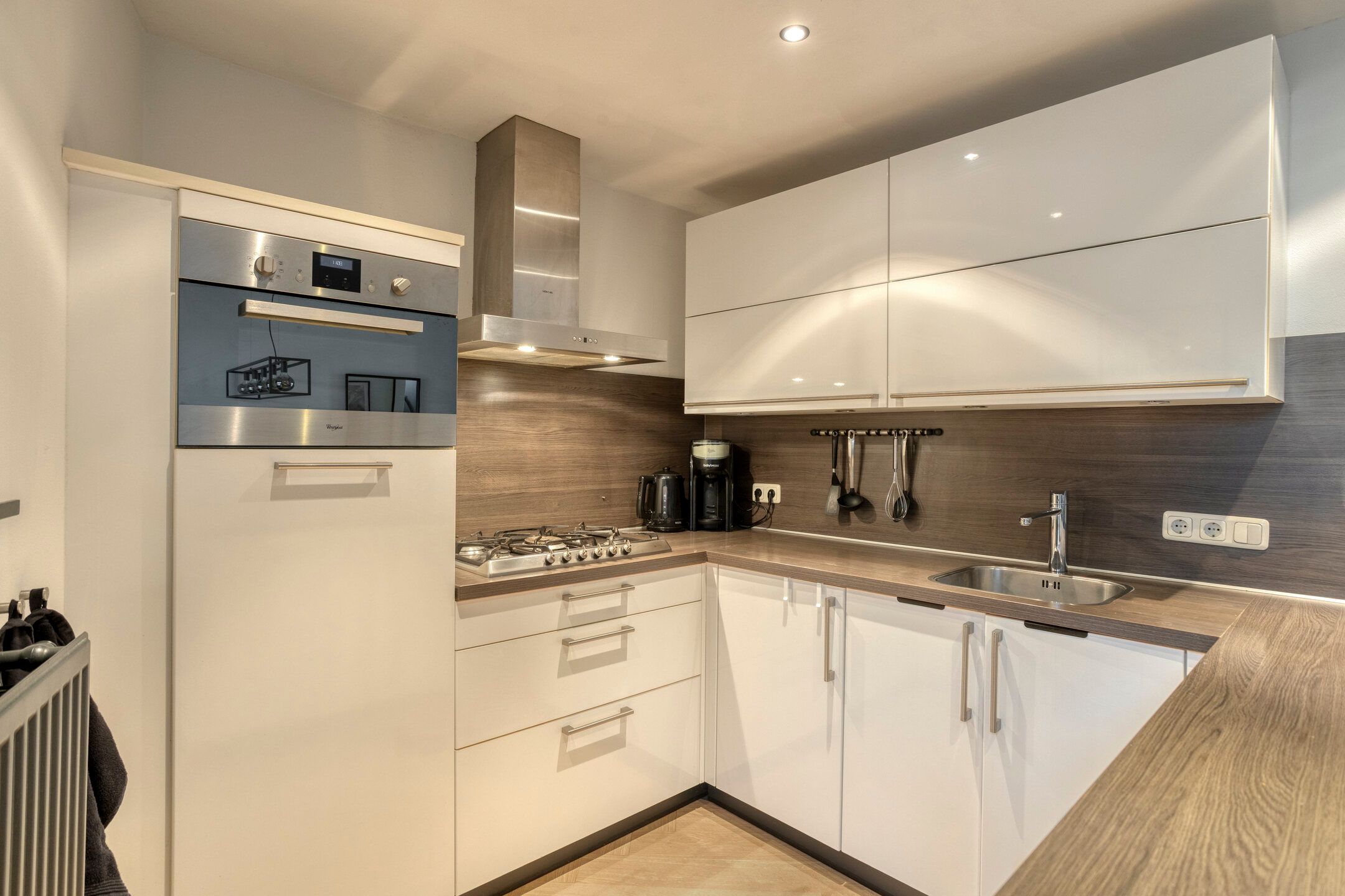 Foto 21 van Albert Camuslaan 4