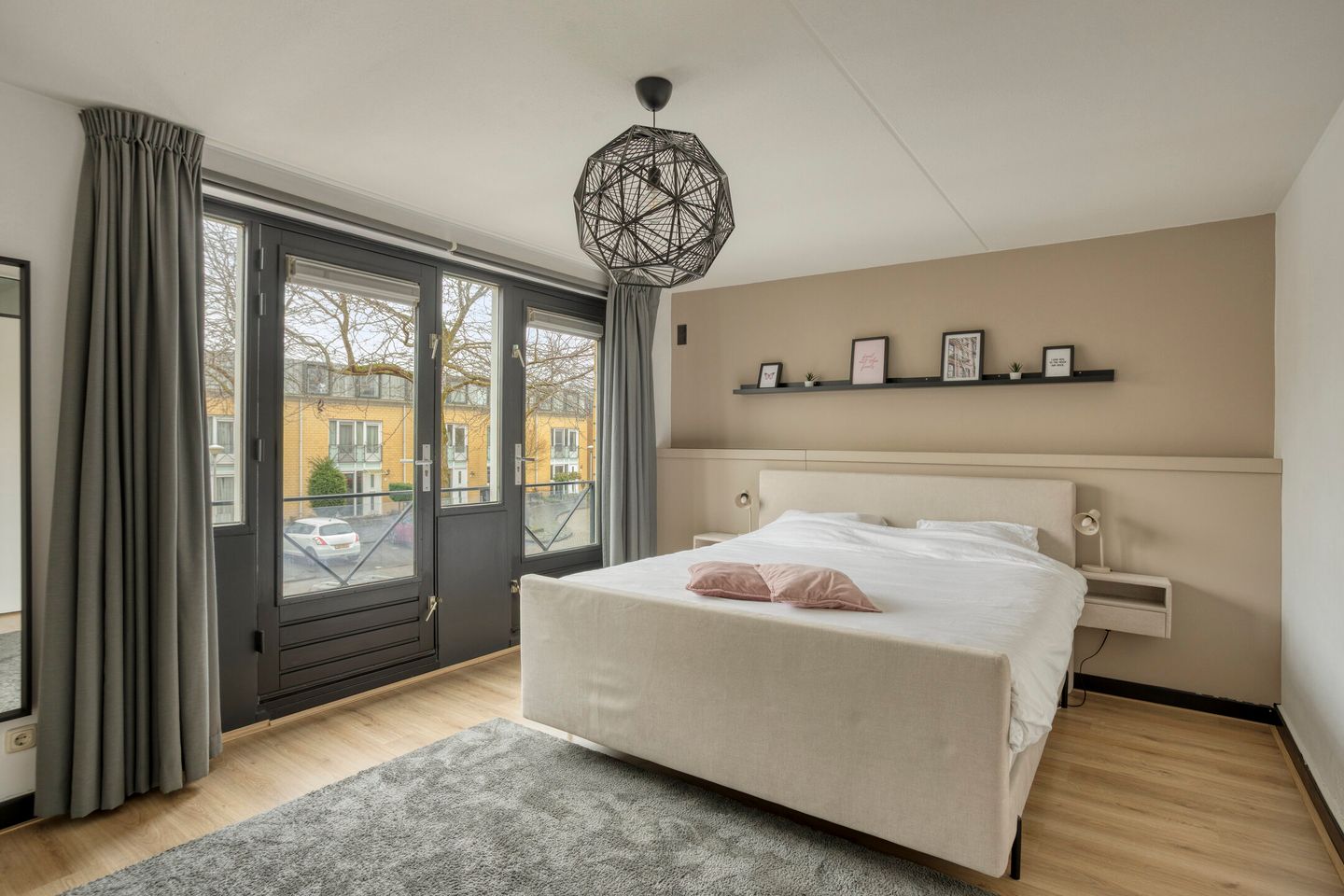 Foto 25 van Albert Camuslaan 4