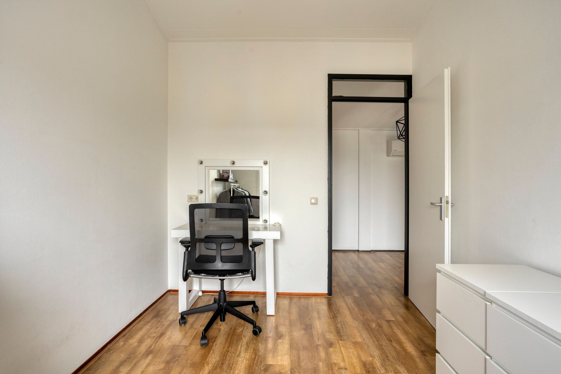 Foto 36 van Albert Camuslaan 4