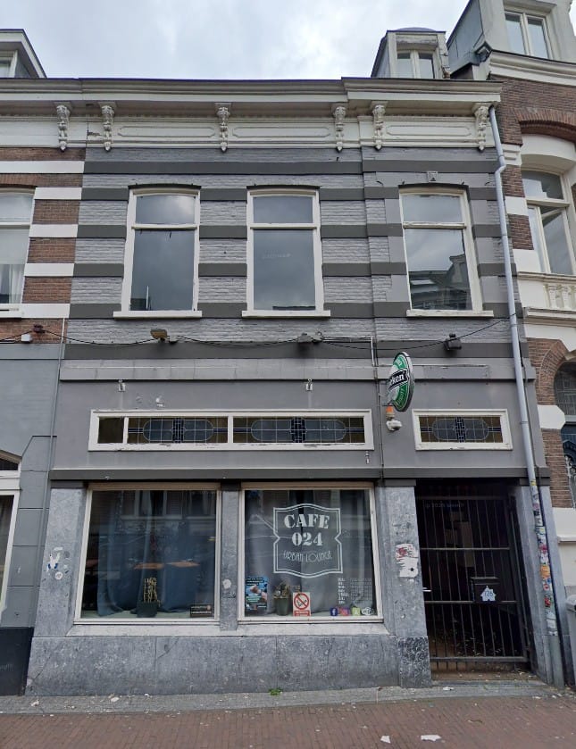 Bekijk foto 1 van van Welderenstraat 126