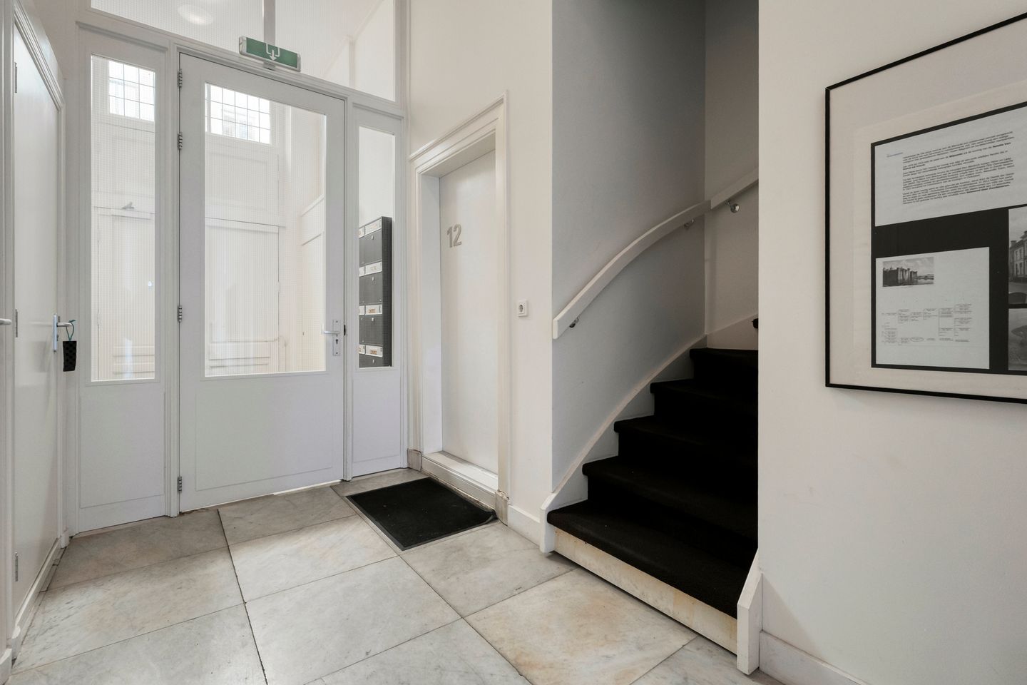 Foto 10 van Blijmarkt 12-C