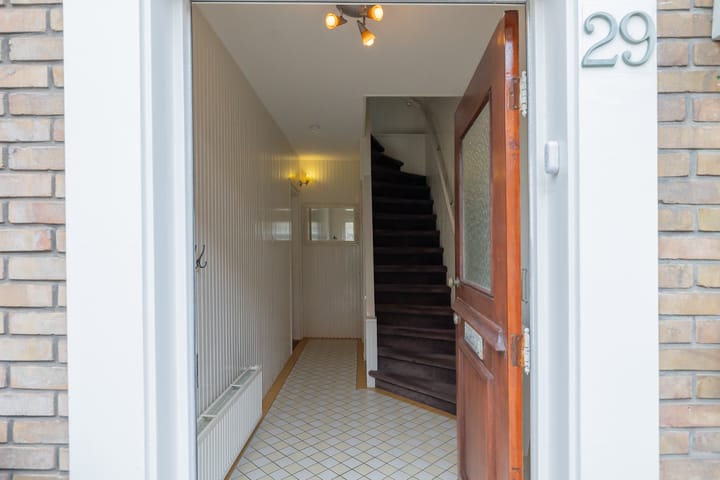 Photo 6 of Van Kinsbergenstraat 29