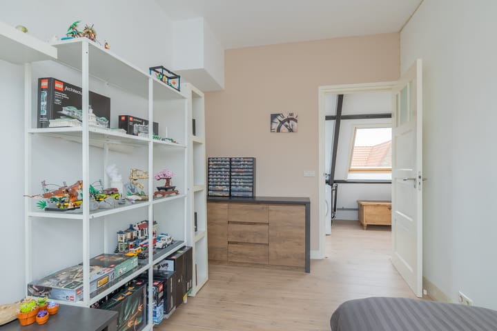 Photo 29 of Van Kinsbergenstraat 29