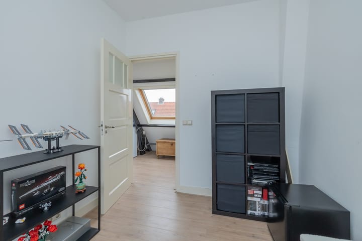 Photo 31 of Van Kinsbergenstraat 29