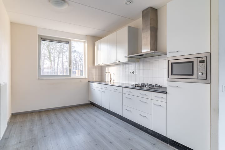 Foto 12 van Johannes Vermeerstraat 13