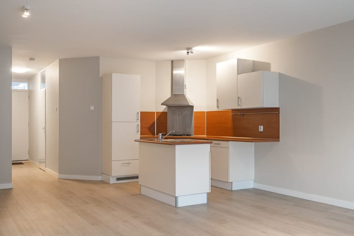 Foto 12 van Emmastraat 44