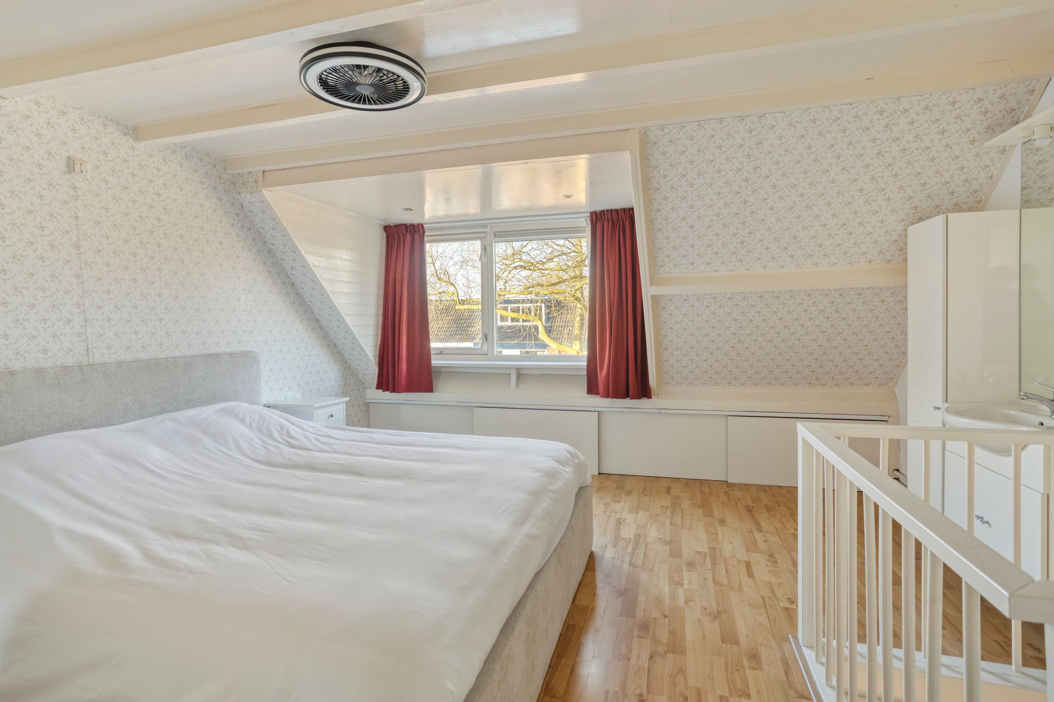 Foto 30 van Mondriaanlaan 34