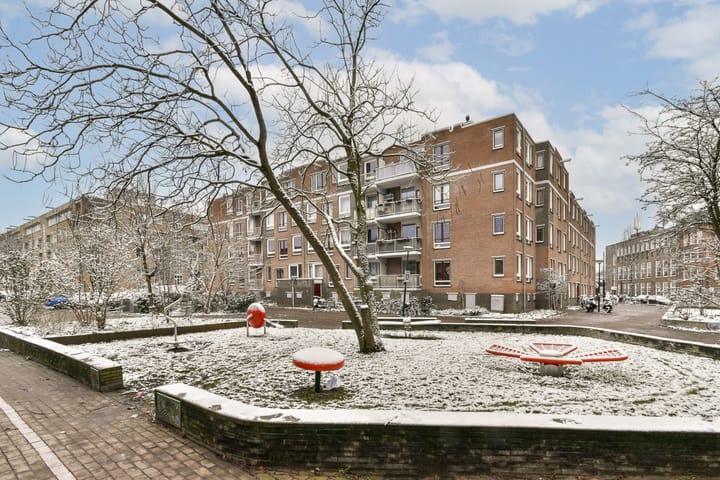 Photo 3 of Minahassastraat 34-C