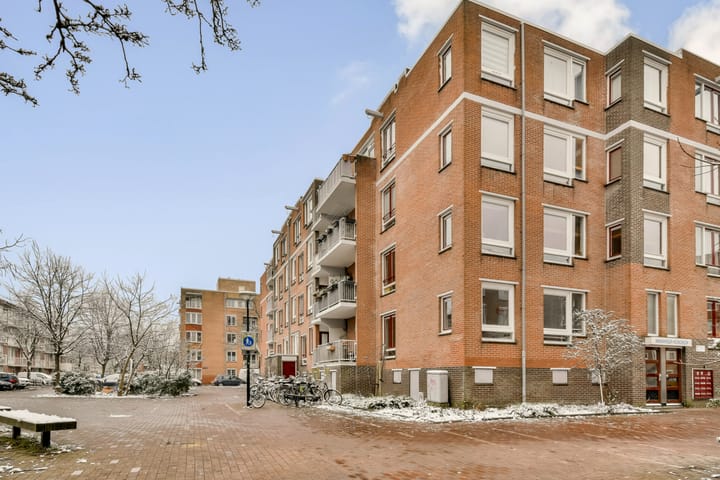 Photo 19 of Minahassastraat 34-C