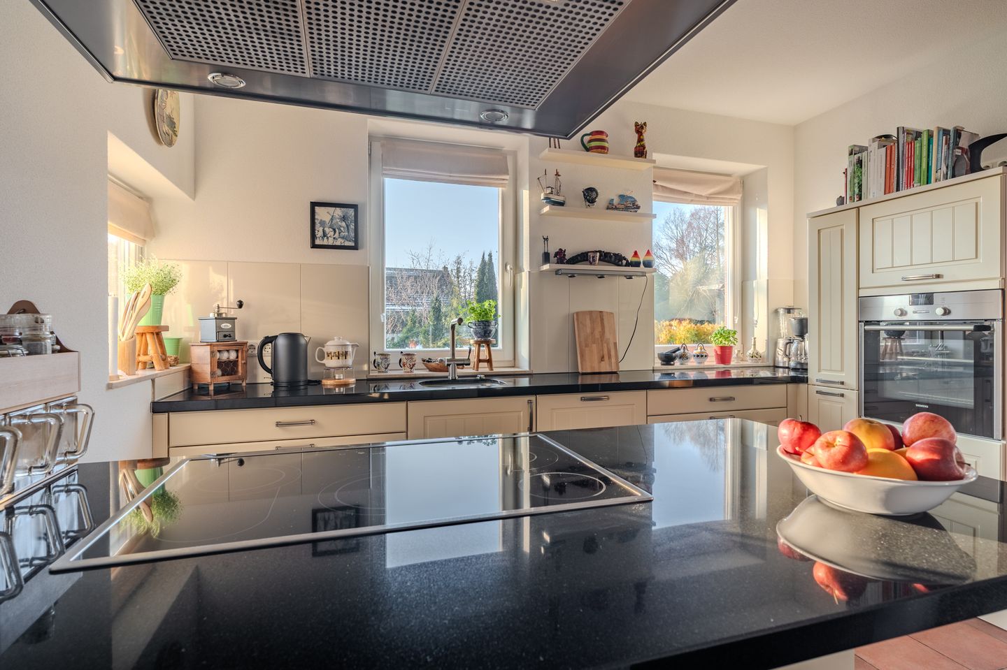 Photo 40 of Binnenweg 4