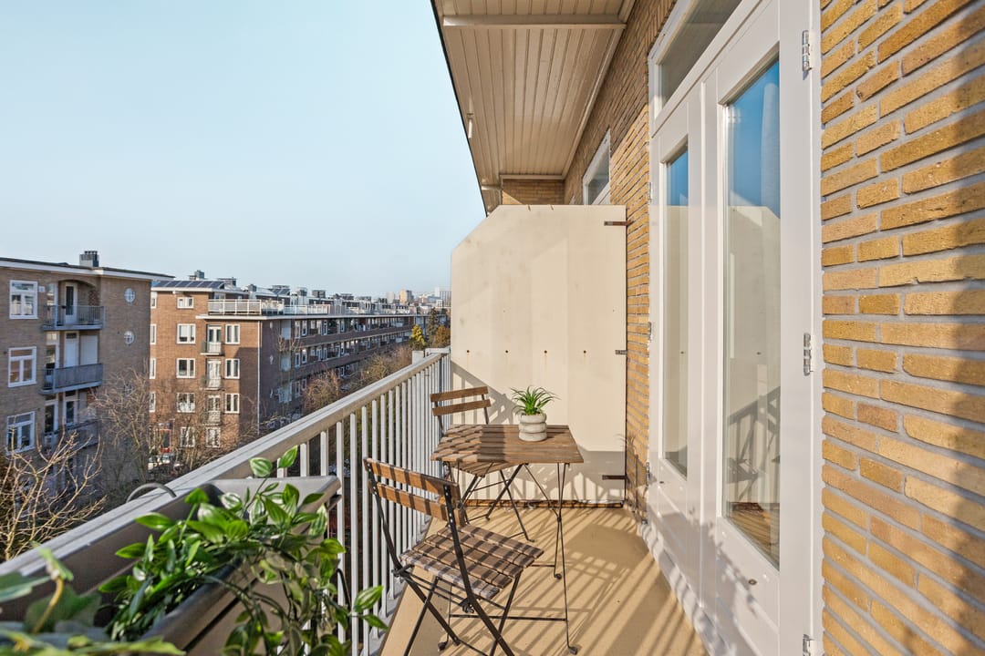 Photo 22 of Esmoreitstraat 11-3